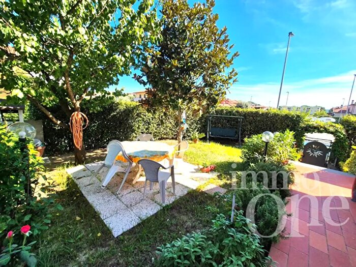 Casa con 5 locali in vendita in Via delle Colombaie, Collesalvetti