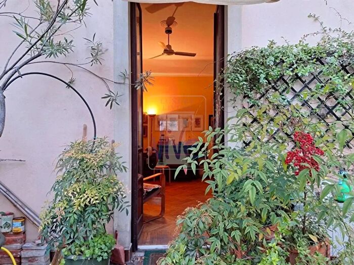 Appartamento quadrilocale in vendita in Viale Cirene, Milano