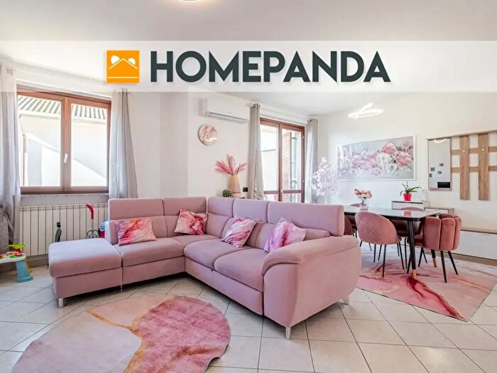 Appartamento trilocale in vendita in Via Varzi, Busto Arsizio