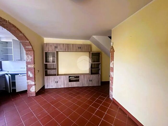 Appartamento bilocale in affitto in Via Roma, Iseo