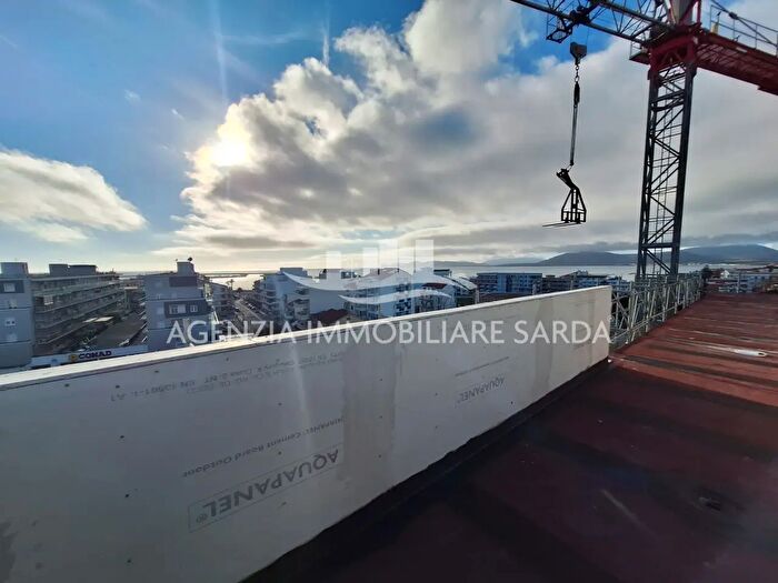 Appartamento con 6 locali in vendita in Alghero