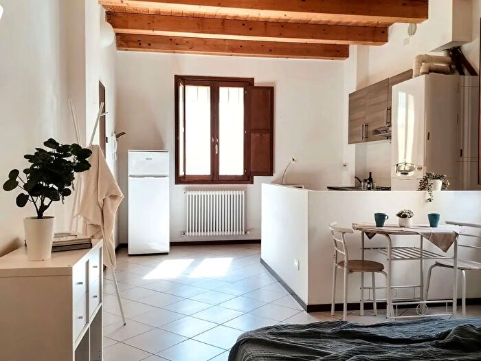 Appartamento monolocale in vendita in Viale Falzoni Gallerani, Cento