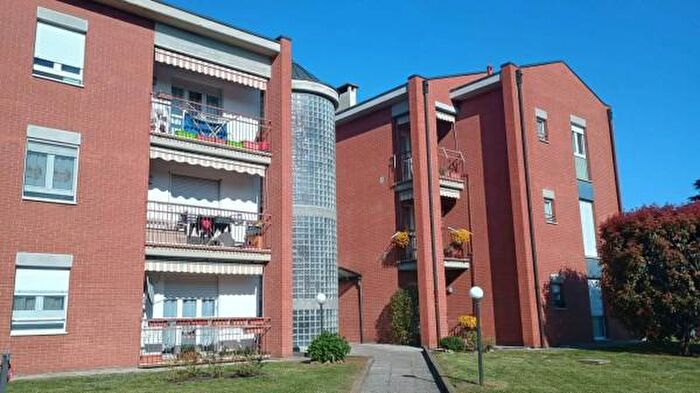 Appartamento quadrilocale in vendita in Via Nicholas Gree, Tradate