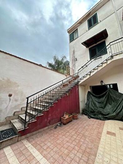 Appartamento trilocale in vendita in Via San Felice, Cimitile