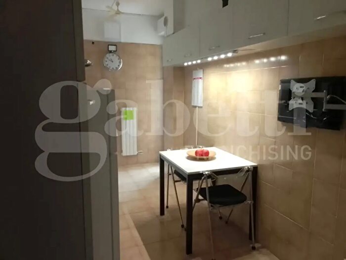 Appartamento bilocale in vendita in Piazza GBTedesco, Taranto