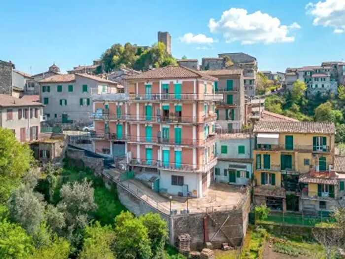 Appartamento trilocale in vendita in Via San Francesco dAssisi, Olevano Romano