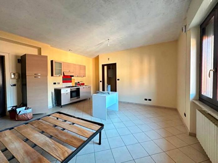 Appartamento monolocale in affitto in Dronero