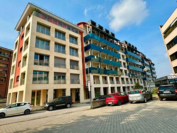 Appartamento con 6 locali in affitto in Via Mattatoio, Centro, Saluzzo
