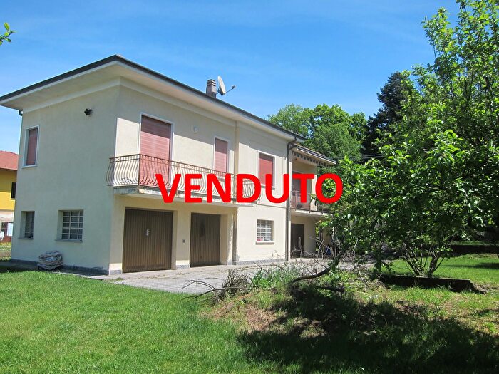 Appartamento in vendita in Vergiate Varese Lombardia Italia, Vergiate