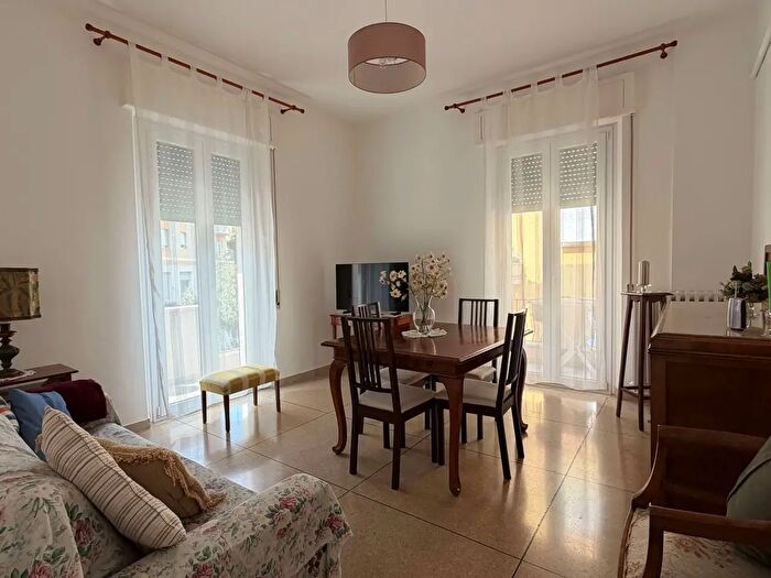 Appartamento trilocale in vendita in Ancona