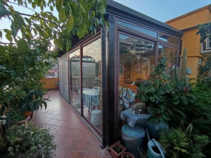 Appartamento quadrilocale in vendita in Viale Principe Umberto, Messina