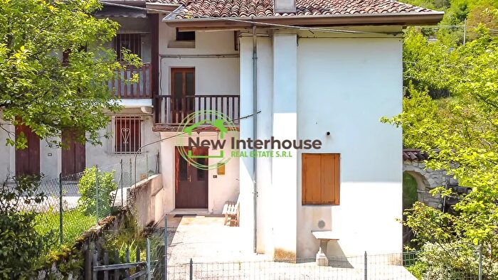 Casa con 10 locali in vendita in Località Sghittosa Tramonti di Sotto, Tramonti Di Sotto