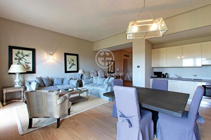 Appartamento con 6 locali in vendita in Via Roma Alta, San Casciano Dei Bagni