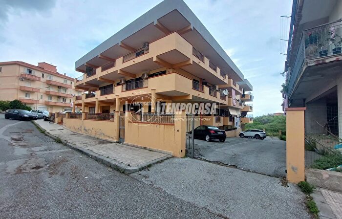 Appartamento trilocale in vendita in Via Giovanni Amendola, Pace Del Mela