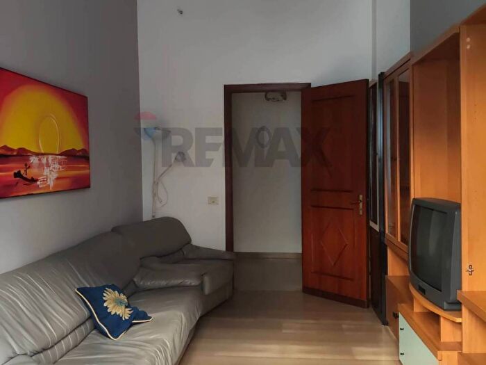 Appartamento trilocale in affitto in Via Giovanni Boccaccio, Paternò