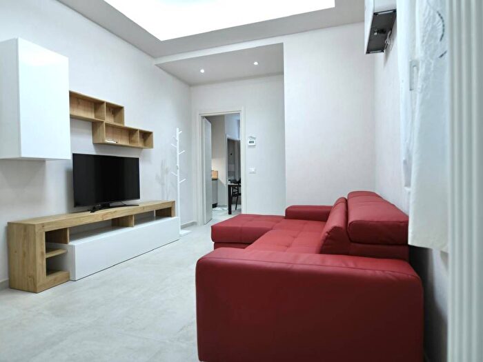 Appartamento quadrilocale in affitto in Via SantAmbrogio, Centro, Varazze