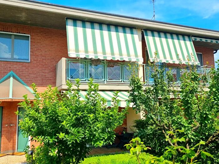 Casa con 5 locali in vendita in Via Villastellone, Chieri