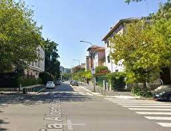 Appartamento trilocale in affitto in Via Alberto Mario, Amendola Buonarroti, Milano