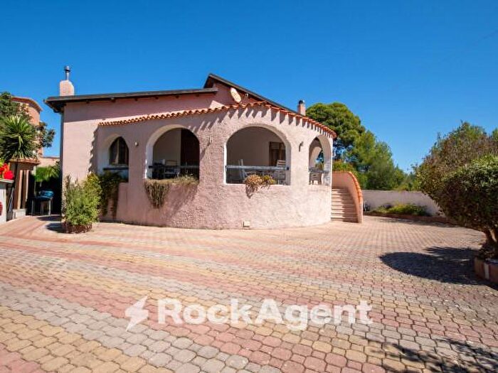 Casa con 6 locali in vendita in Via Elio De Cupis, Sassari