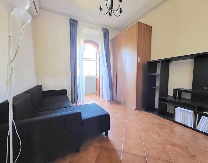 Appartamento trilocale in vendita in Via PescettiFirenze, Firenze