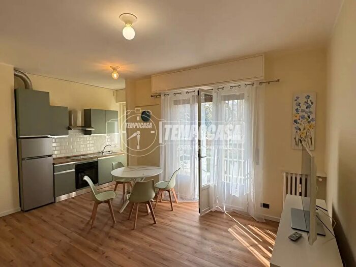 Appartamento bilocale in affitto in Via Val Sabbia, Milano