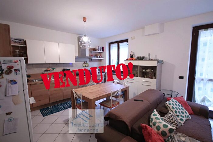 Appartamento trilocale in vendita in Alba, Alba