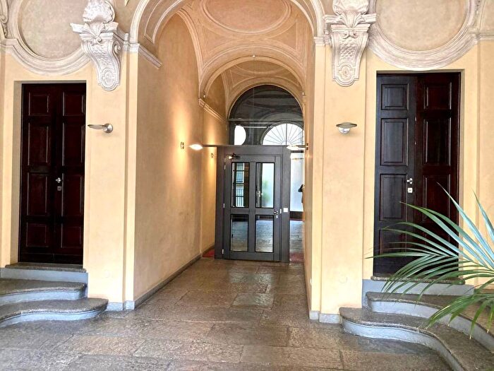 Appartamento bilocale in affitto in Via Giuseppe Barbaroux, Quadrilatero Romano, Torino