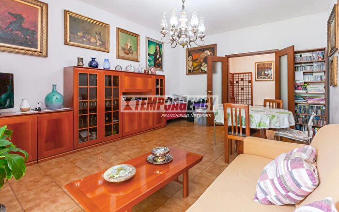 Appartamento trilocale in vendita in Via Aldo Villa, Bresso