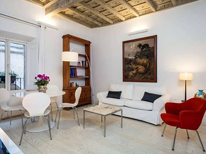 Appartamento bilocale in affitto in Via del Pantheon, Pantheon, Roma