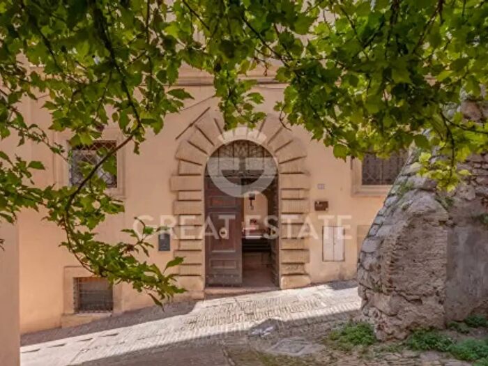 Appartamento con 6 locali in vendita in Via delle Grotte, Trevi