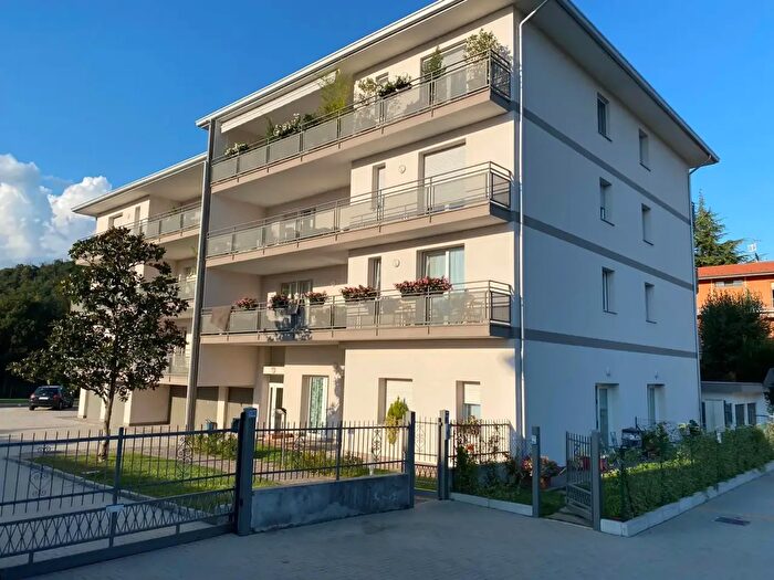 Appartamento bilocale in affitto in Via Bottia, Colverde