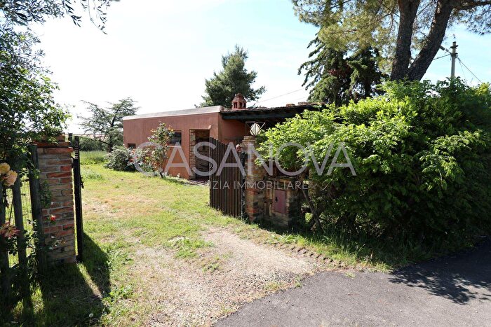 Casa con 7 locali in vendita in Mosciano SantAngelo