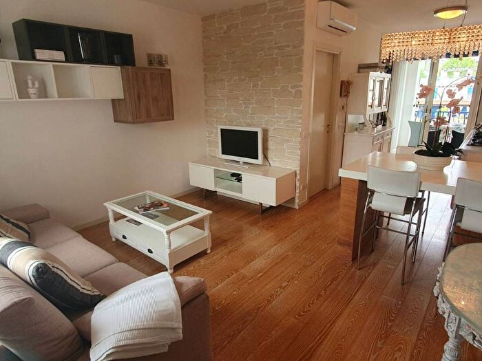 Appartamento bilocale in affitto in Via Horatio Nelson, Centro, Misano Adriatico