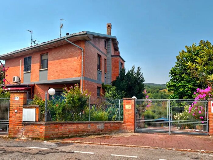 Appartamento con 6 locali in vendita in Via Cassano, Monterenzio