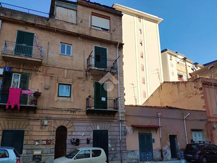 Appartamento bilocale in vendita in Via Badia, Palermo