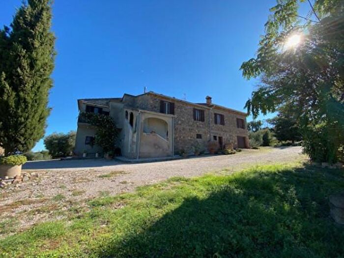 Casa con 6 locali in vendita in Strada Provinciale Cinigianese, Cinigiano