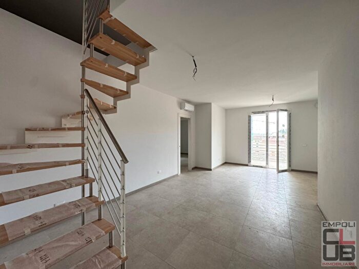 Appartamento quadrilocale in vendita in Capraia E Limite