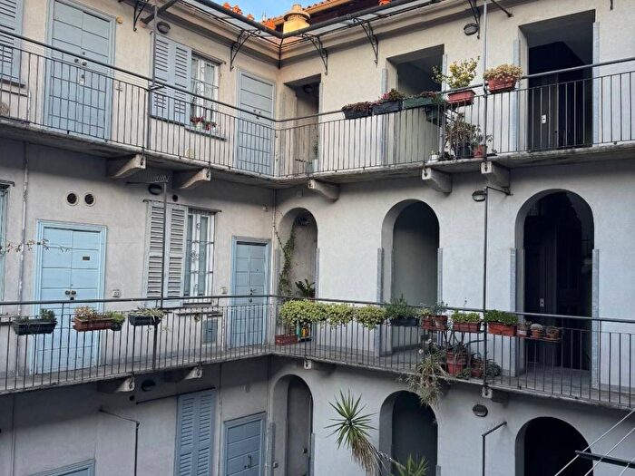 Appartamento bilocale in affitto in Via Carlo Farini, Garibaldi Corso Como, Milano