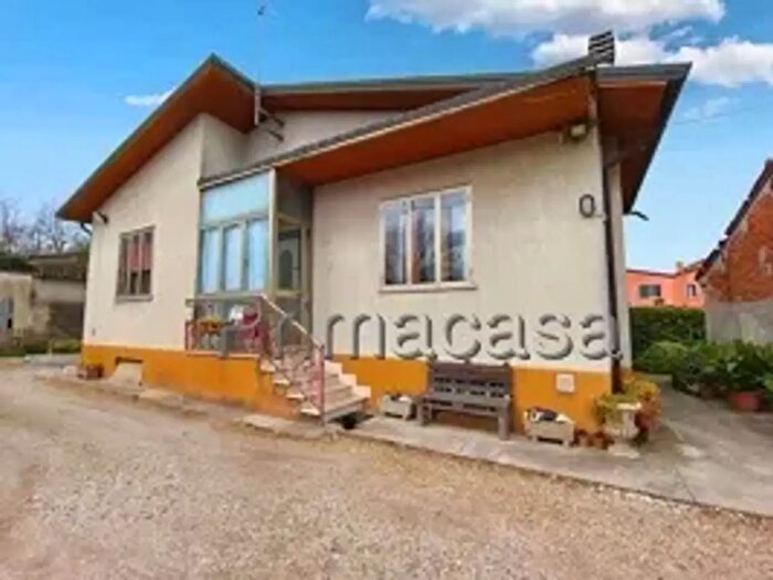 Casa con 7 locali in vendita in Via Roma, Casaleone