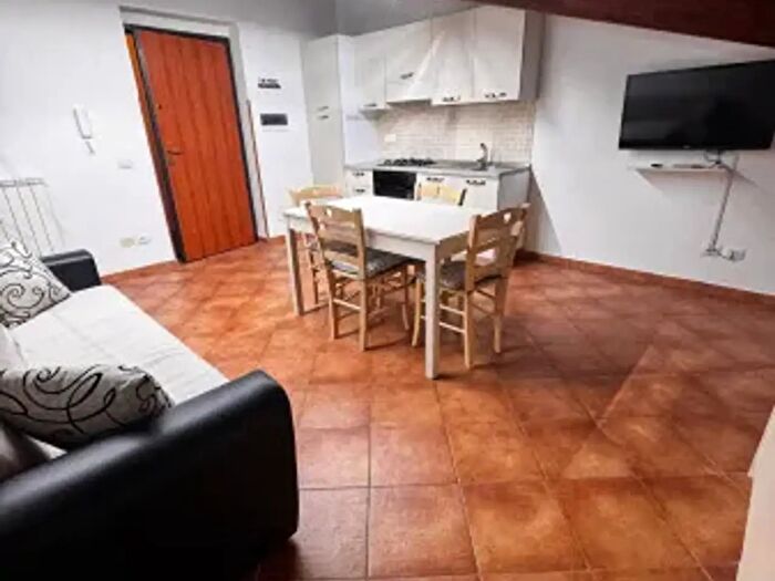 Casa bilocale in affitto in Via Lorenza Anania, Catanzaro