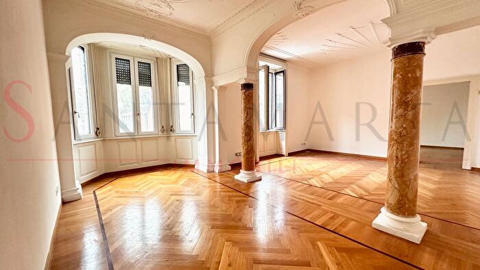 Appartamento quadrilocale in affitto in Via Gian Battista Vico, Milano