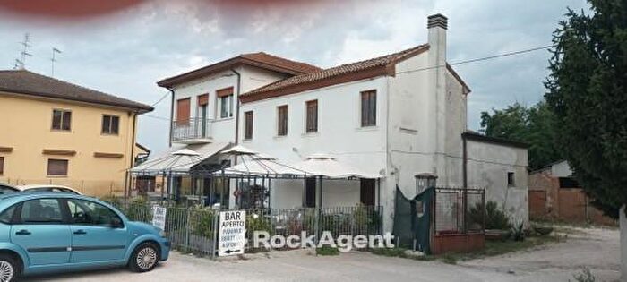 Casa con 6 locali in vendita in Via Fenilone, Rosolina