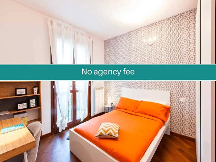 Appartamento con 6 locali in affitto in Via Privata S Martiniano, Corvetto, Milano