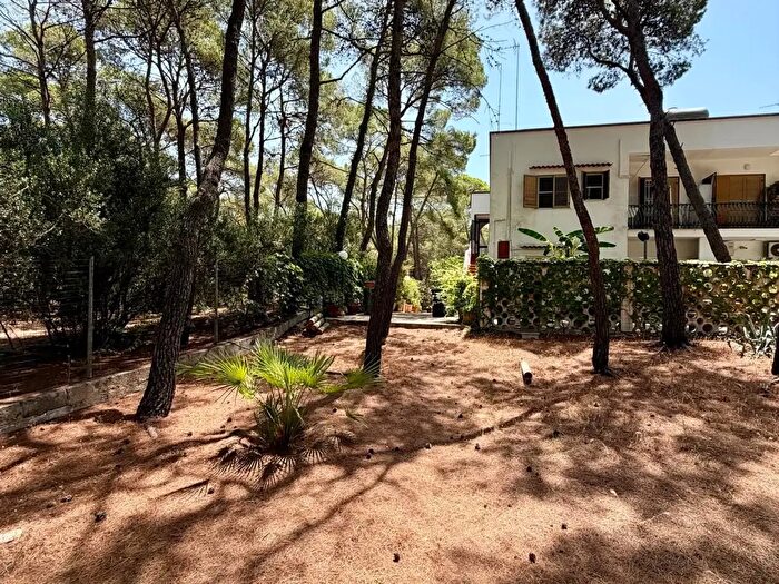 Casa quadrilocale in vendita in Via Gordon, Castellaneta