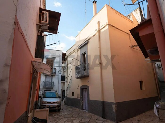 Casa trilocale in vendita in Via Regina Margherita, Bari