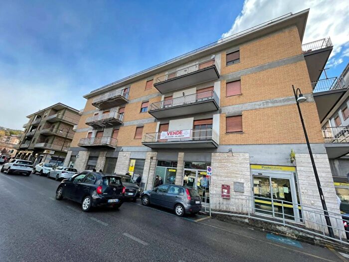 Appartamento con 5 locali in vendita in Via Stellingwerff Isola del Liri Frosinone, Isola Del Liri