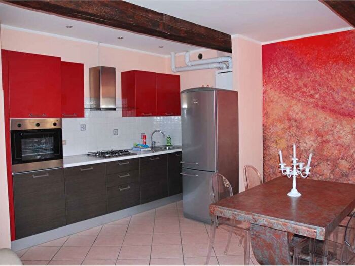 Appartamento trilocale in affitto in VIA FONTERASO, Centro Storico, Modena