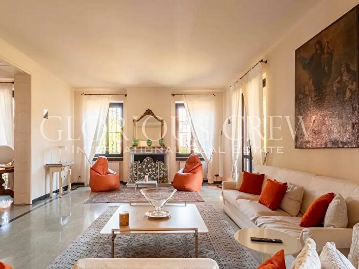 Casa con 7 locali in vendita in Giovanni da Verrazzano, Carate Brianza
