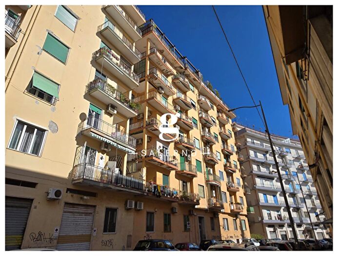 Appartamento con 5 locali in vendita in Via San Giovanni Bosco, Salerno