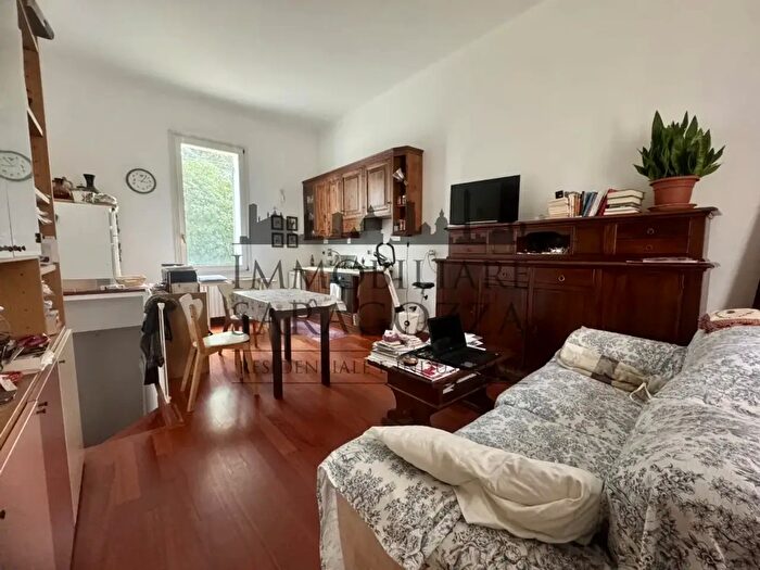 Appartamento trilocale in affitto in Via Orioli Francesco, Bologna